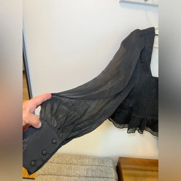 WAYF Top - Picture 2 of 4